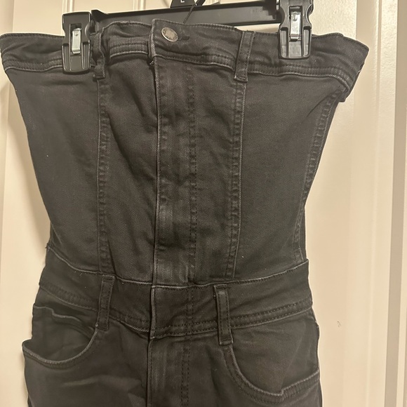 Nasty Gal, 4, body con bandeau black denim jumpsuit (runs small in my opinion) - Picture 5 of 8